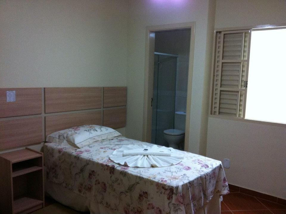 Hotel Perez 波苏阿莱格里 外观 照片